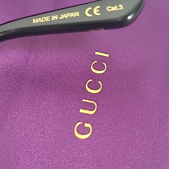 Authentic Gucci Aviator Sunglasses Unisex - Picture 4 of 7